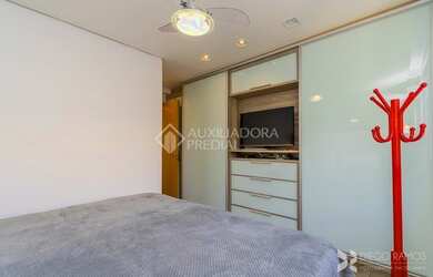 Imagem 10: PORTO ALEGRE - Apartamento Padrão - Jardim Lindóia