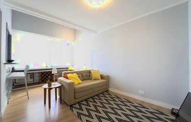 Imagem: O apartamento possui 1 Dormitório, 1 Banheiro, 1 Vaga na garagem