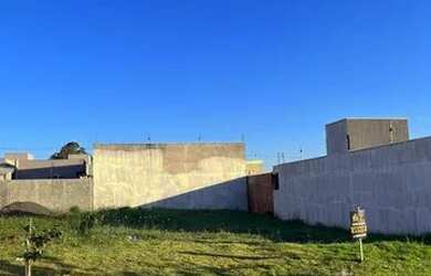 Imagem: O terreno possui 300m² de Área e Imóvel novo e está localizado