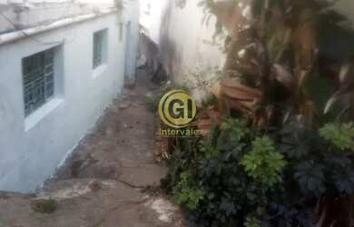 Imagem: A casa possui 2 Dormitórios, 1 Banheiro, 80m² de Área e