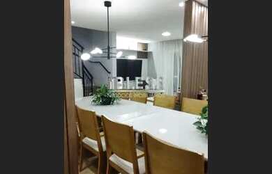 Imagem: A casa em condomínio possui 2 Dormitórios, 3 Banheiros, 3