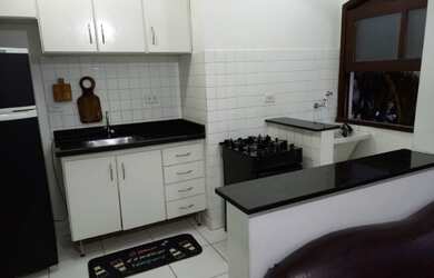 Imagem: O apartamento possui 1 Dormitório, 1 Vaga na garagem e está