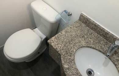 Imagem 2: Conjunto para locação na Vila Olímpia, São Paulo, SP. Conta com 36²...