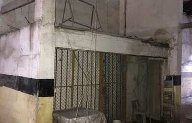 Imagem: O depósito possui 5 Vagas na garagem, 240m² de Área e está