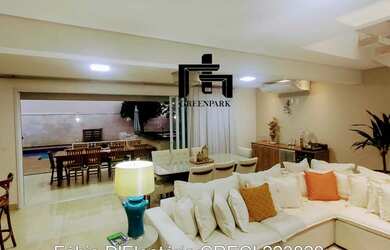 Imagem: A casa possui 3 Dormitórios, 5 Banheiros, 4 Vagas na garagem