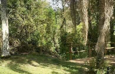 Imagem: A chácara possui 4.000m² de Área e está localizado em Jardim