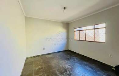 Imagem 6: Casa para locação e venda com 3 Quartos e Churrasqueira - Conjunto Habitacional São Deocle