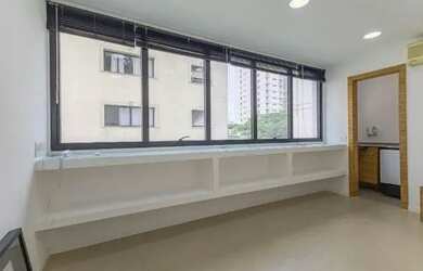 Imagem: O depósito para alugar possui 1 Vaga na garagem e 31m² de