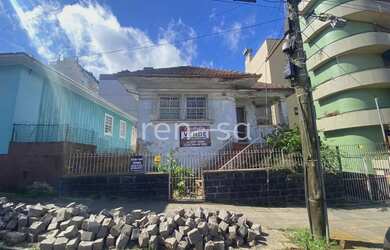 Imagem: O terreno possui 600m² de Área e está localizado em Exposição