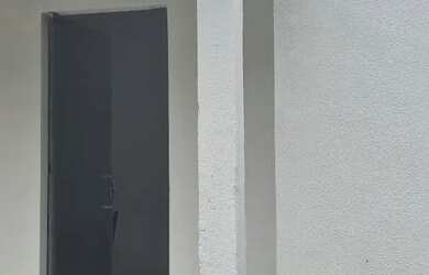 Imagem: A casa possui 2 Dormitórios, 1 Banheiro e está localizado