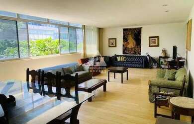 Imagem: O apartamento possui 4 Dormitórios, 3 Banheiros, 2 Vagas na