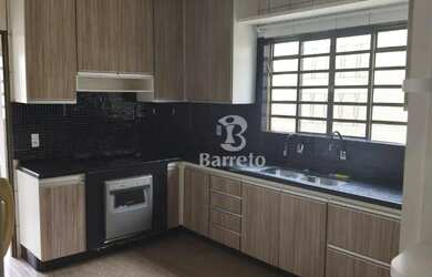 Imagem 6: Casa à Venda com Edícula Bairro Tranquilo e Bem Localizado