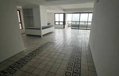 Imagem 3: Apartamento beira MAR, 234m² com planejados, 4 quartos sendo 3 suítes