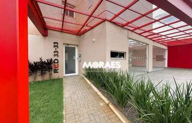 Imagem: O apartamento possui 1 Dormitório, 1 Banheiro, 1 Vaga na garagem