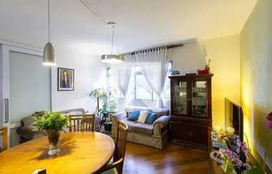 Imagem: O apartamento possui 3 Dormitórios, 2 Banheiros, 1 Vaga na