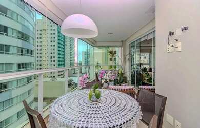 Imagem: O apartamento possui 3 Dormitórios, 3 Banheiros, 3 Vagas na