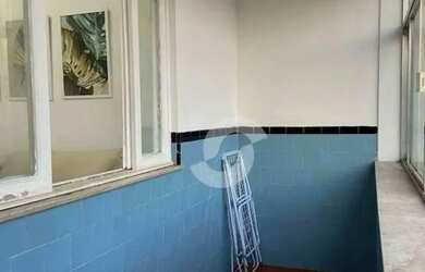 Imagem: A casa possui 5 Dormitórios, 3 Banheiros, 2 Vagas na garagem