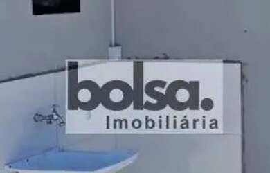 Imagem: A casa possui 3 Dormitórios, 2 Banheiros, 80m² de Área e