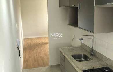 Imagem: O apartamento possui 2 Dormitórios, 1 Banheiro, 1 Vaga na garagem