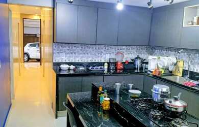 Imagem: A casa possui 4 Dormitórios, 4 Banheiros, 4 Vagas na garagem