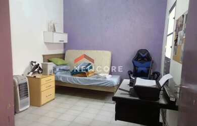 Imagem: A casa possui 3 Dormitórios, 3 Banheiros, 1 Vaga na garagem