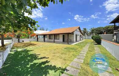 Imagem: A casa em condomínio possui 4 Dormitórios, 2 Banheiros, 5