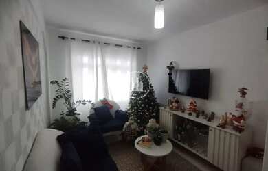 Imagem: O apartamento possui 3 Dormitórios, 1 Banheiro, 1 Vaga na garagem