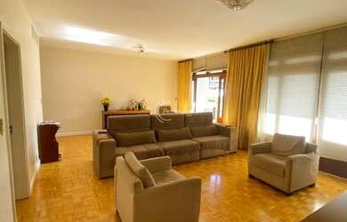 Imagem: O apartamento possui 3 Dormitórios, 2 Banheiros, 3 Vagas na