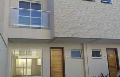 Imagem: A casa em condomínio possui 3 Dormitórios, 3 Banheiros, 2