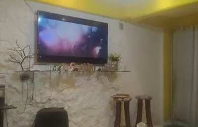 Imagem: O apartamento possui 2 Dormitórios, 1 Banheiro, 5 Vagas na