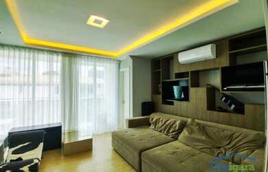 Imagem: A casa em condomínio possui 5 Dormitórios, 5 Banheiros, 5