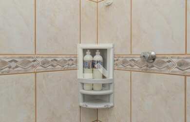 Imagem: A casa possui 2 Dormitórios, 4 Banheiros, 4 Vagas na garagem