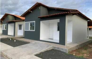 Imagem: A casa possui 2 Dormitórios, 1 Banheiro e está localizado