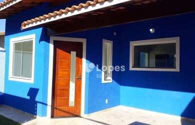 Imagem: A casa possui 3 Dormitórios, 1 Banheiro, 1 Vaga na garagem