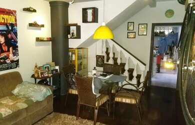 Imagem: A casa em condomínio possui 2 Dormitórios, 1 Banheiro, 1 Vaga