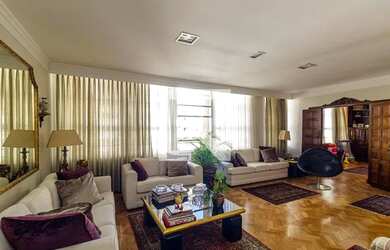 Imagem: O apartamento possui 4 Dormitórios, 4 Banheiros, 4 Vagas na