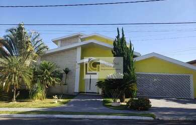 Imagem: A casa em condomínio possui 4 Dormitórios, 5 Banheiros, 2