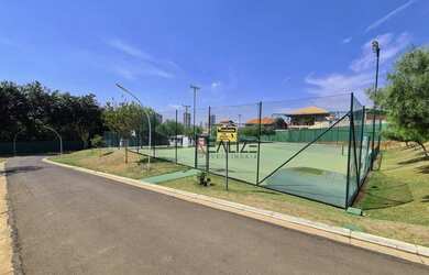 Imagem: A casa em condomínio possui 3 Dormitórios, 4 Banheiros, 4