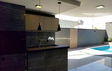 Imagem: A casa em condomínio possui 3 Dormitórios, 5 Banheiros, 4