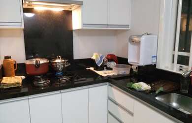 Imagem: A casa em condomínio possui 2 Dormitórios, 1 Banheiro, 1 Vaga