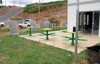 Imagem: O terreno possui 177m² de Área e está localizado em Vila