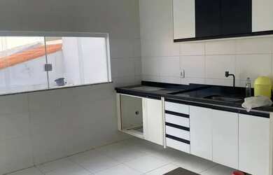 Imagem 9: Sobrado para aluguel tem 165 metros quadrados com 3 quartos