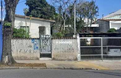 Imagem: O terreno possui 270m² de Área e está localizado em Vila