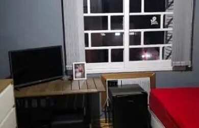 Imagem 2: Casa em Porto Alegre, no bairro Hípica, com 3 dormitório s , e 3 banheiros,...