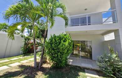 Imagem: A casa em condomínio possui 4 Dormitórios, 4 Banheiros, 168m²