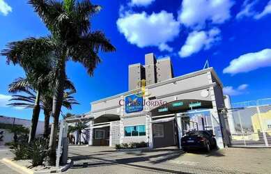 Imagem: O apartamento possui 2 Dormitórios, 2 Banheiros, 2 Vagas na