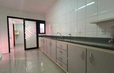 Imagem: O apartamento possui 3 Dormitórios, 4 Banheiros, 2 Vagas na