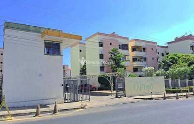 Imagem: O apartamento possui 3 Dormitórios, 1 Banheiro, 1 Vaga na garagem