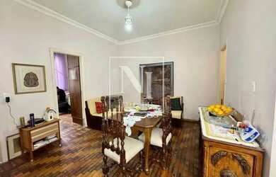 Imagem: O apartamento possui 3 Dormitórios, 2 Banheiros e 70m² de