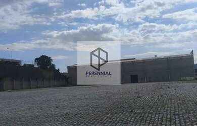 Imagem: O depósito possui 5 Vagas na garagem, 5000m² de Área e está